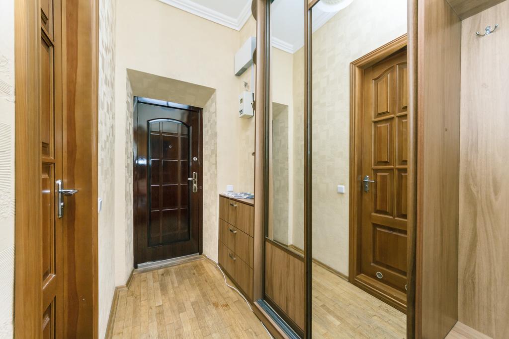 Apartment On Khreshchatyk เคียฟ ภายนอก รูปภาพ